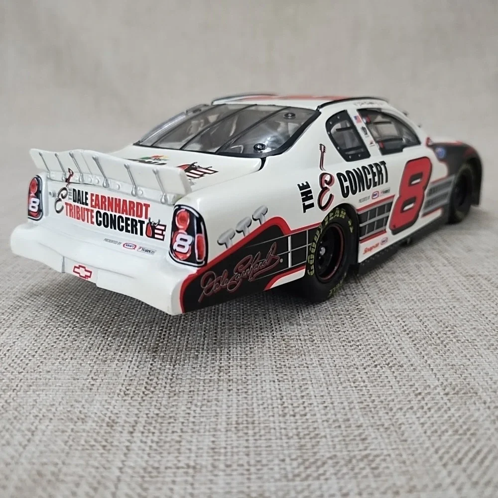 1:24 Action Diecast Dale Earnhardt Jr. The Dale Earnhardt Tribute Concert #8 LE